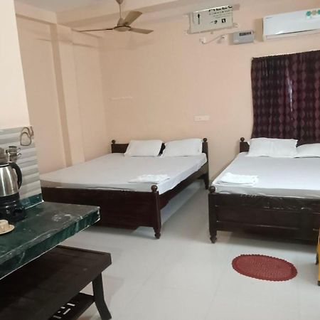 Villa Radha Krishna Niwas 100 Meters From Puri Jagannath Temple Extérieur photo