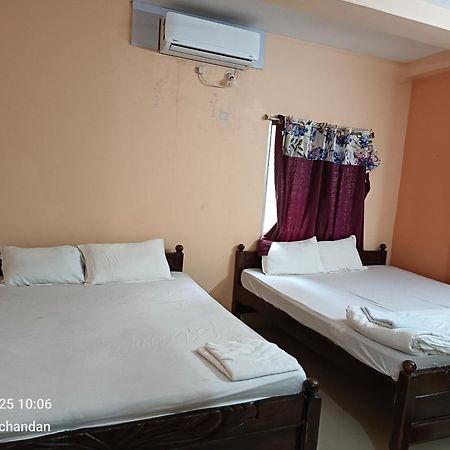 Villa Radha Krishna Niwas 100 Meters From Puri Jagannath Temple Extérieur photo