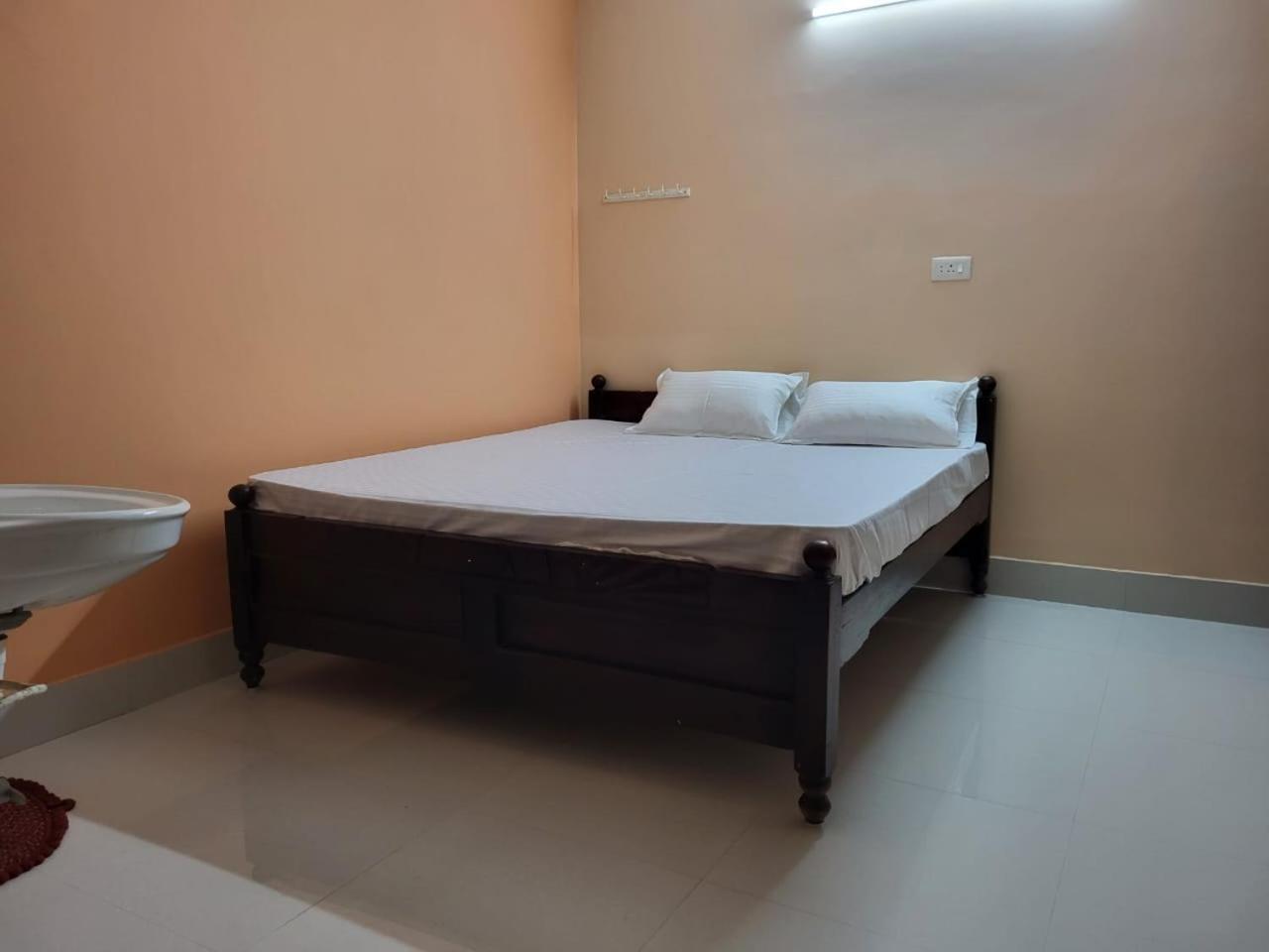 Villa Radha Krishna Niwas 100 Meters From Puri Jagannath Temple Extérieur photo