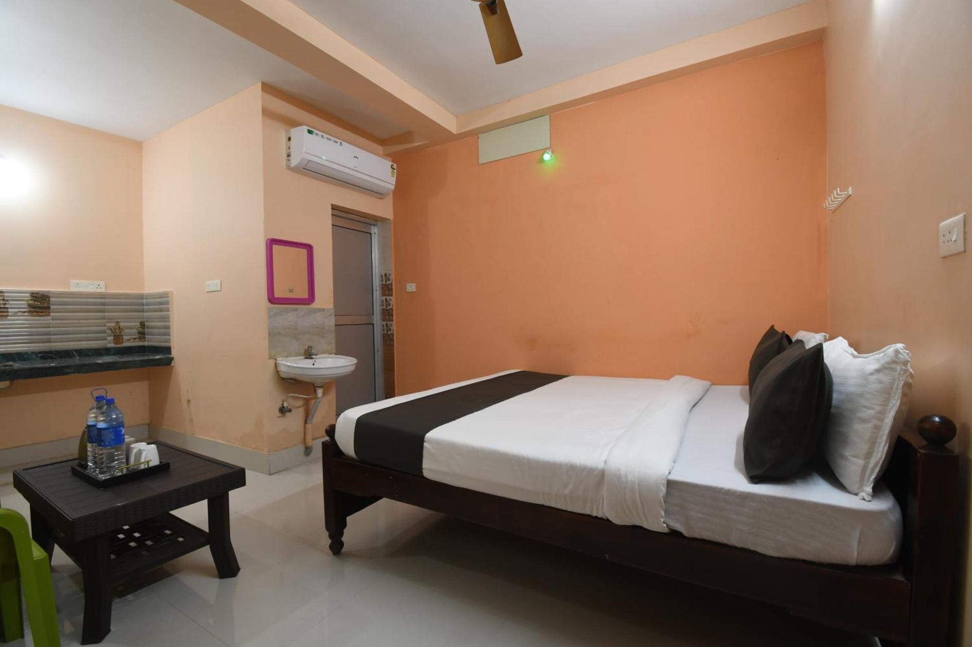Villa Radha Krishna Niwas 100 Meters From Puri Jagannath Temple Extérieur photo