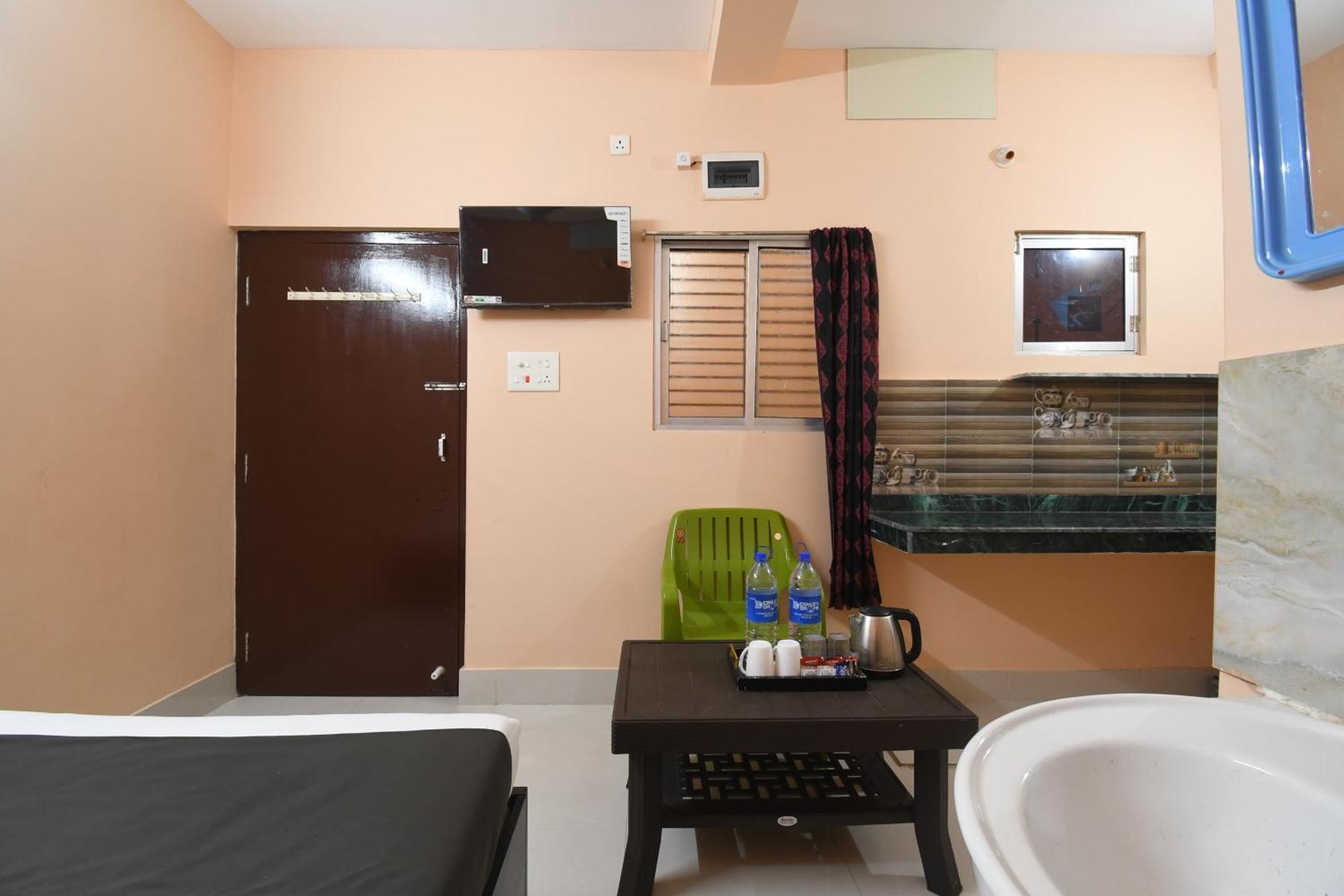 Villa Radha Krishna Niwas 100 Meters From Puri Jagannath Temple Extérieur photo