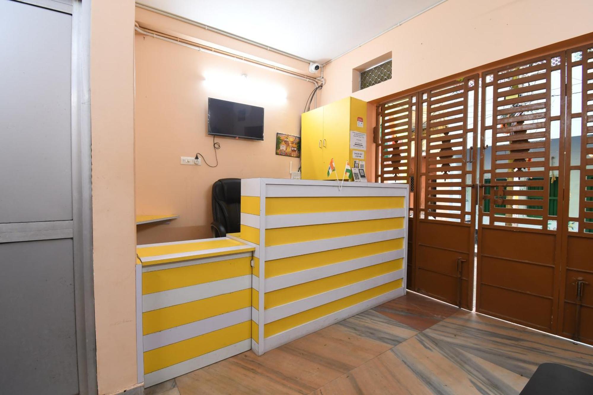 Villa Radha Krishna Niwas 100 Meters From Puri Jagannath Temple Extérieur photo